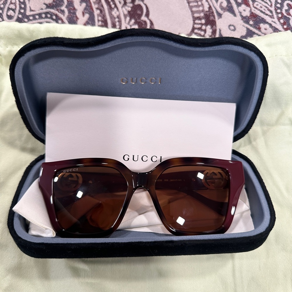 Gucci Women's Burgundy and Brown Sunglasses